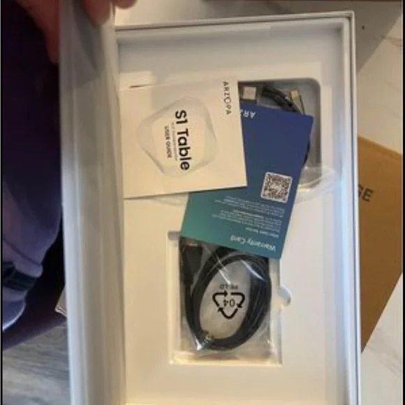 Portable computer screen monitor